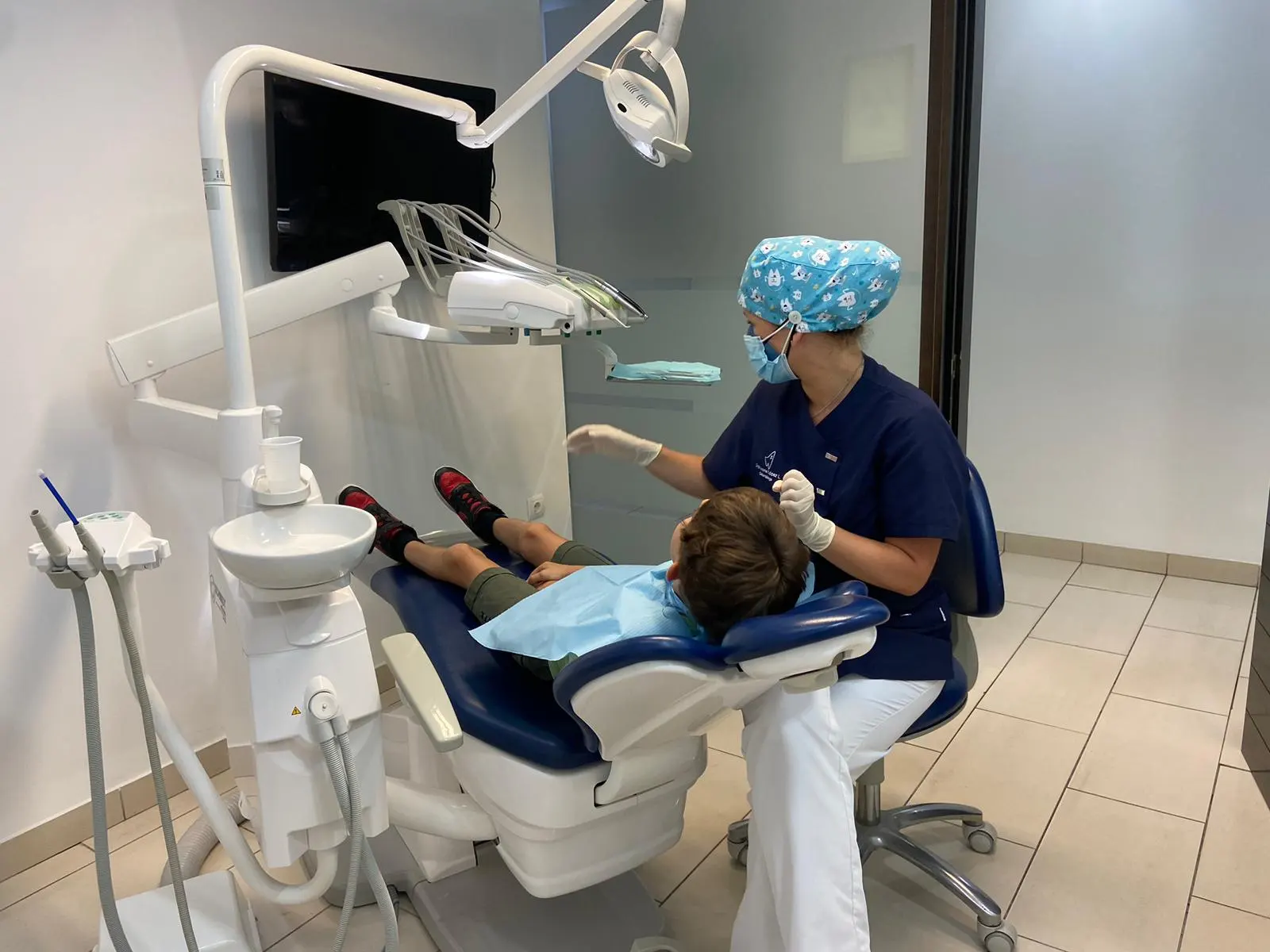 Tratamiento dental en Clínica Dental Solymar Cabrera